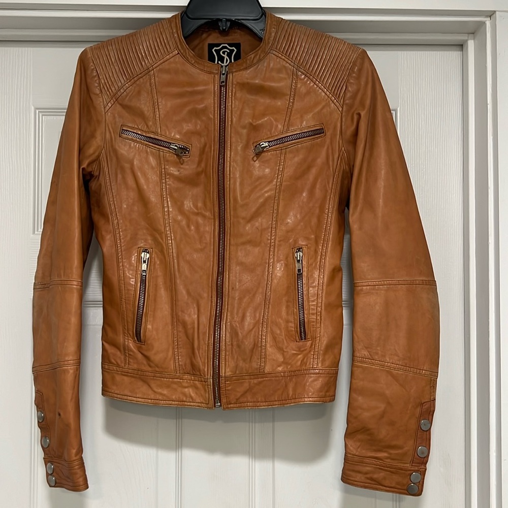 Caramel color lamb leather women’s jacket size 38 EU or 8 US.